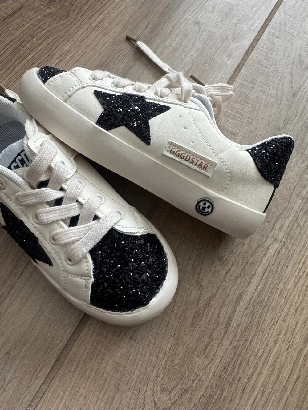 Kids 34 US 13 White Sneakers Black Glitter Star Designer Inspired